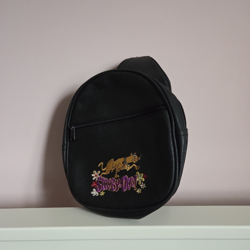 Scooby Doo Sling Crossbody Bag